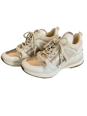 EXCELLENT CONDITION!ALDO GOLD AND WHITE LACE UP WEDGE PLATFORM SNEAKERS SIZE 8.5
